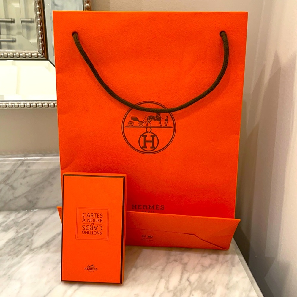 Hermes Knotting Cards for Styling Scarves